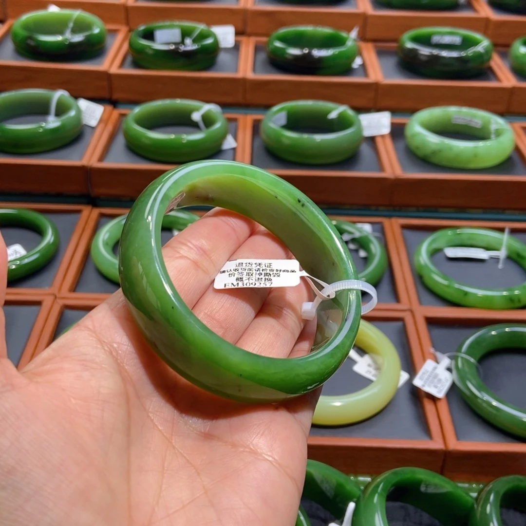 和田玉（碧玉）未镶嵌手镯俄碧粉绿宽胎58