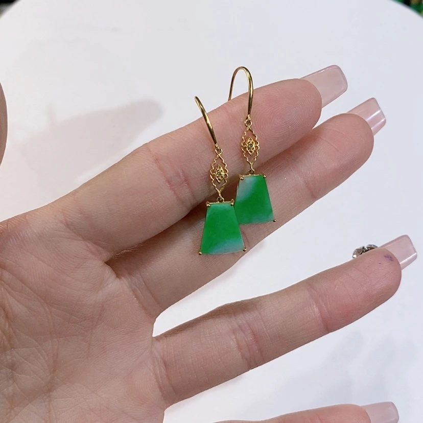 【闪购商品】翡翠未镶嵌颈饰耳饰