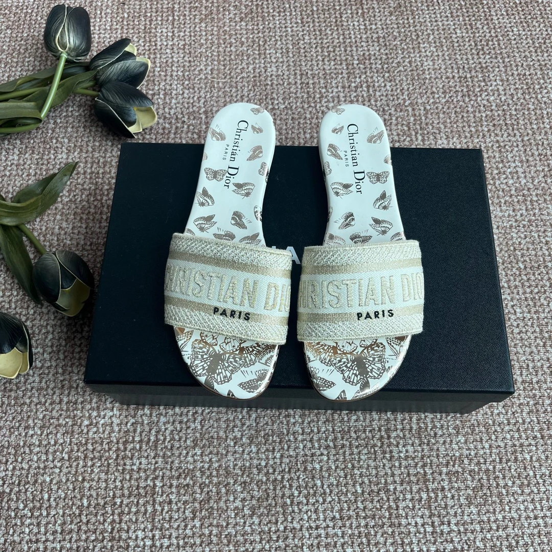 99新 DIOR/迪奥 A9644  Dior 拖鞋 99新 37码