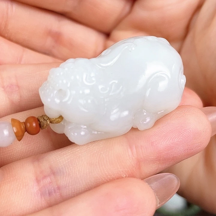 和田玉未镶嵌颈饰定制发货