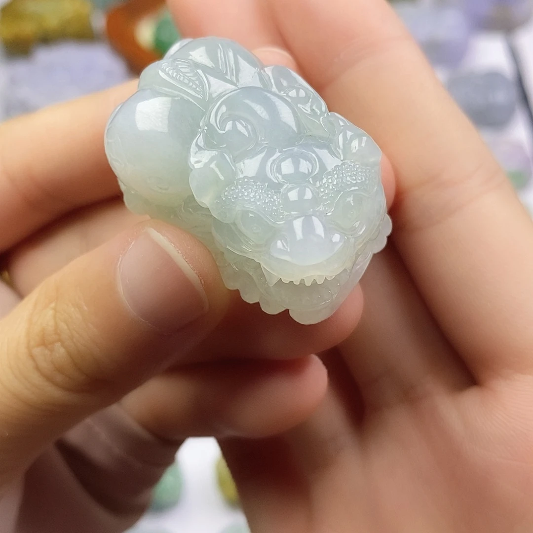 颈饰未镶嵌翡翠貔貅