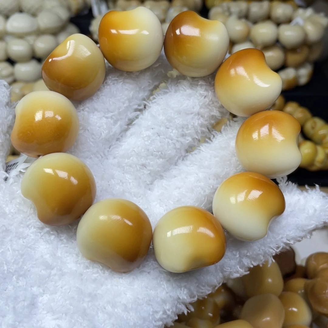 手串菩提根/象牙果11.21.6瑕月亮