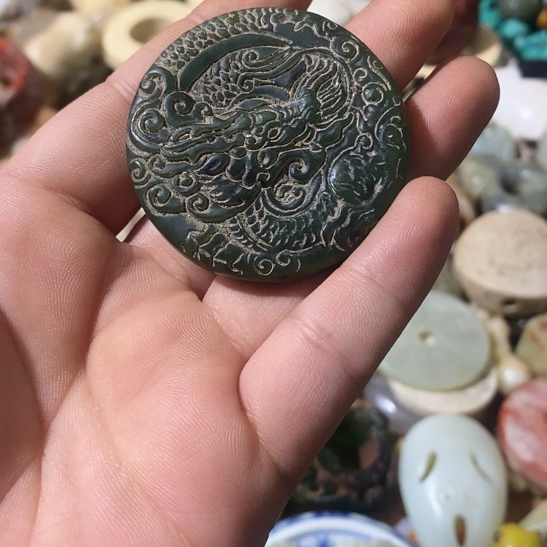 和田玉（糖玉）未镶嵌挂件