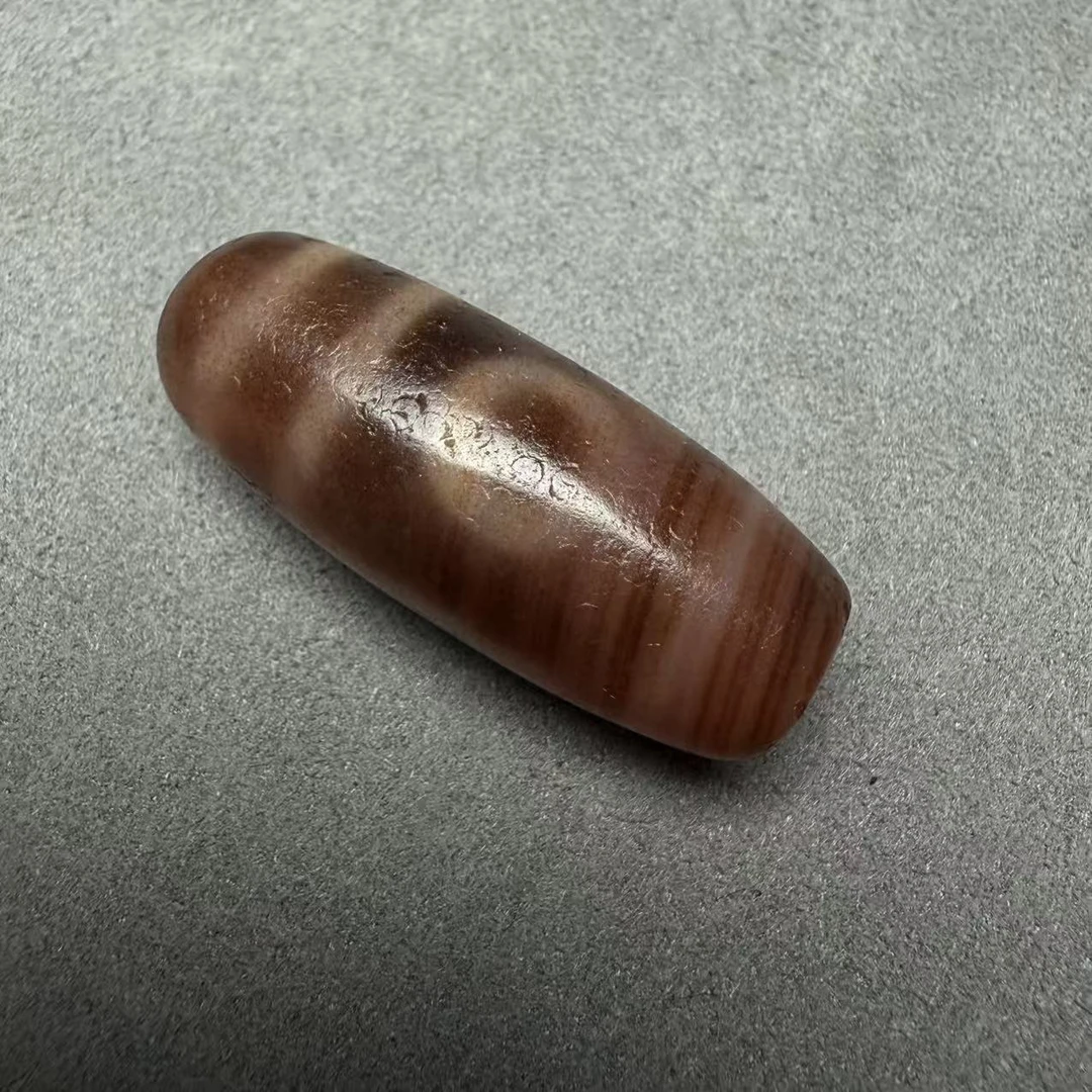 （小卢）折线两眼-精致小器型天然玛瑙纯味感搓丝工艺天珠