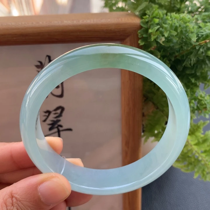 翡翠手镯未镶嵌翡翠手镯58