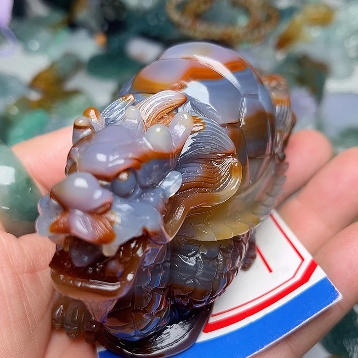 翡翠颈饰未镶嵌亘**变龙龟