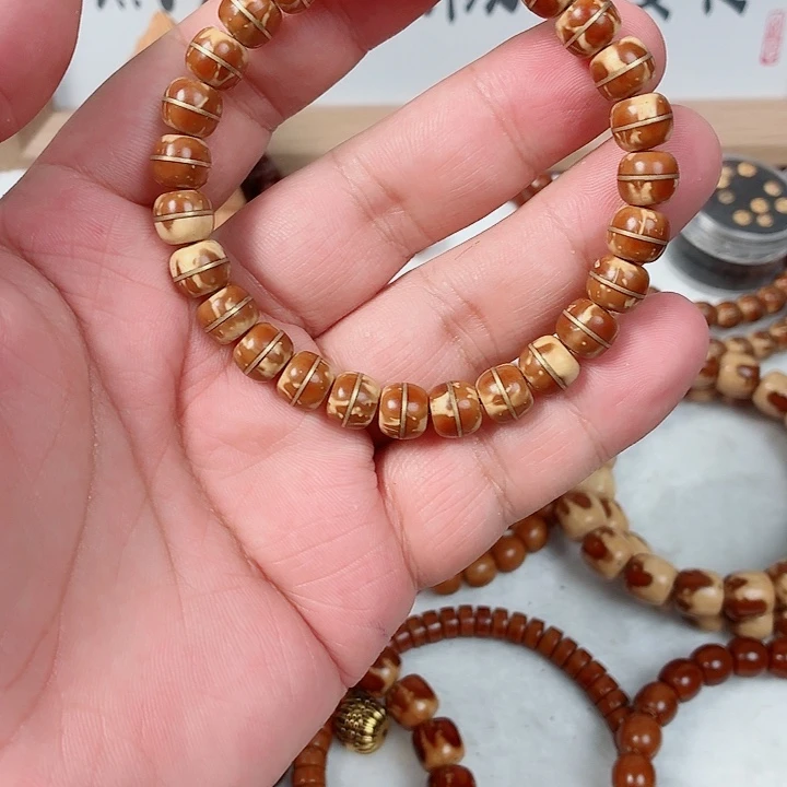 手串紫金鼠金腰带一线天纯肉老型