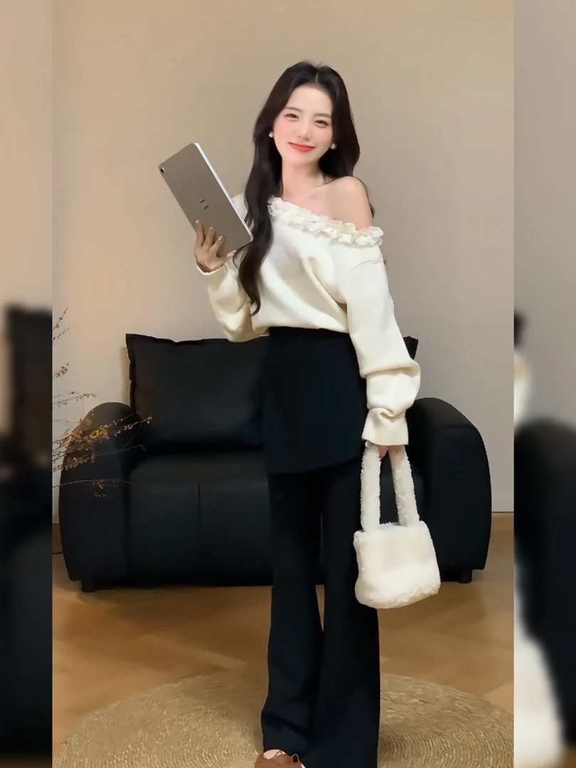 早秋穿搭减龄一整套女装2025氛围感气质短款卫衣高腰微喇裤两件套
