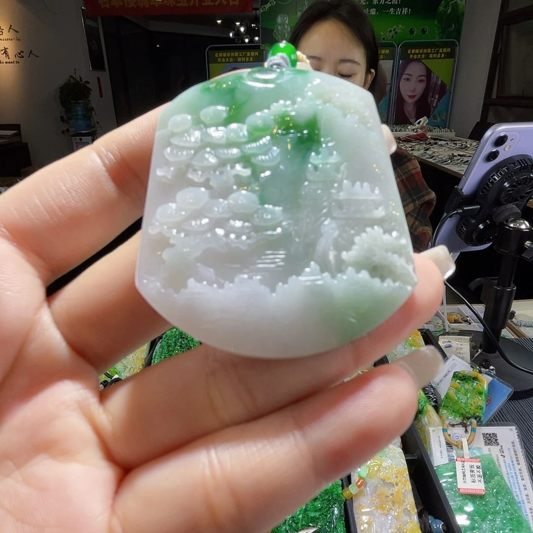 颈饰未镶嵌翡翠一