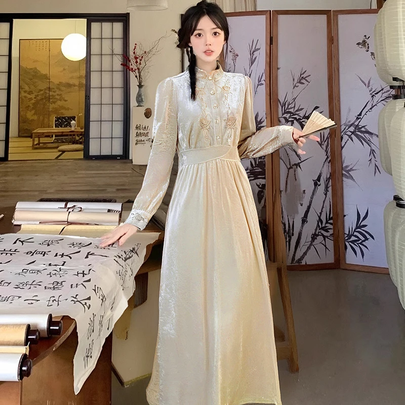 【有里布】2025新款春季新中式圆领收腰长裙米白长袖连衣裙女D0079