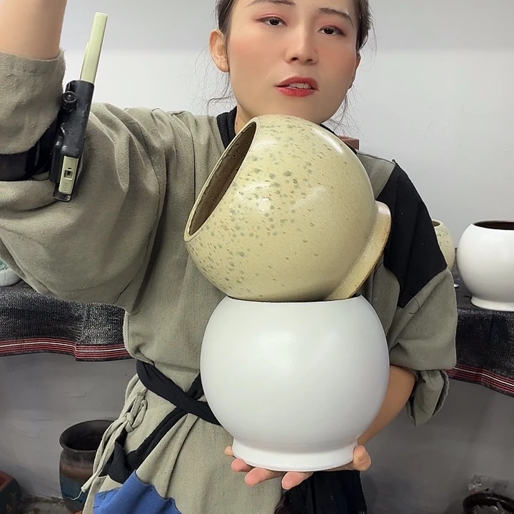 15+19 -粗陶花盆有孔