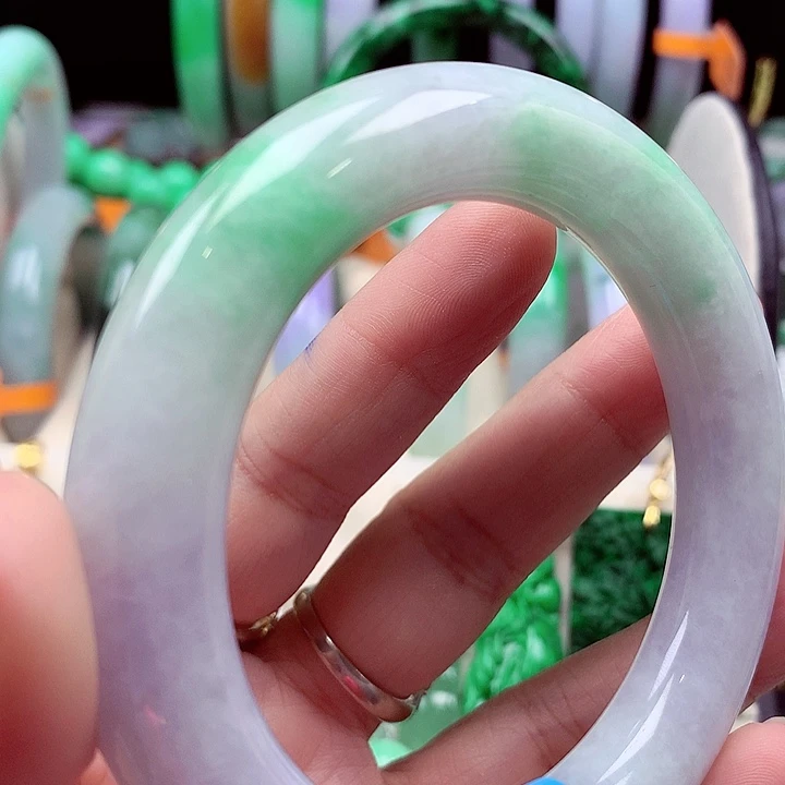 未镶嵌手镯翡翠翡翠