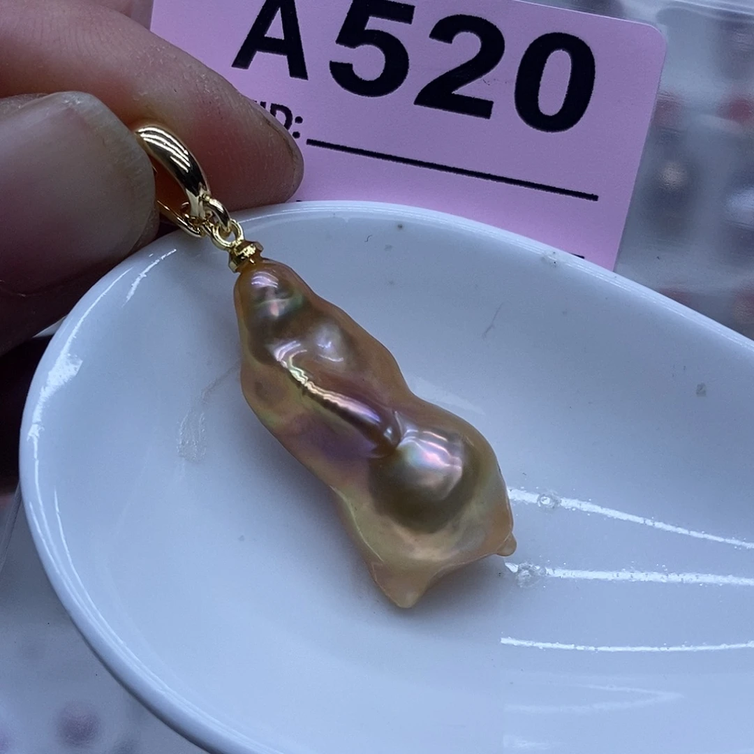 颈饰未镶嵌淡水珍珠