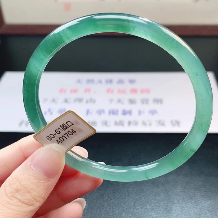 翡翠未镶嵌手镯翡翠手镯65