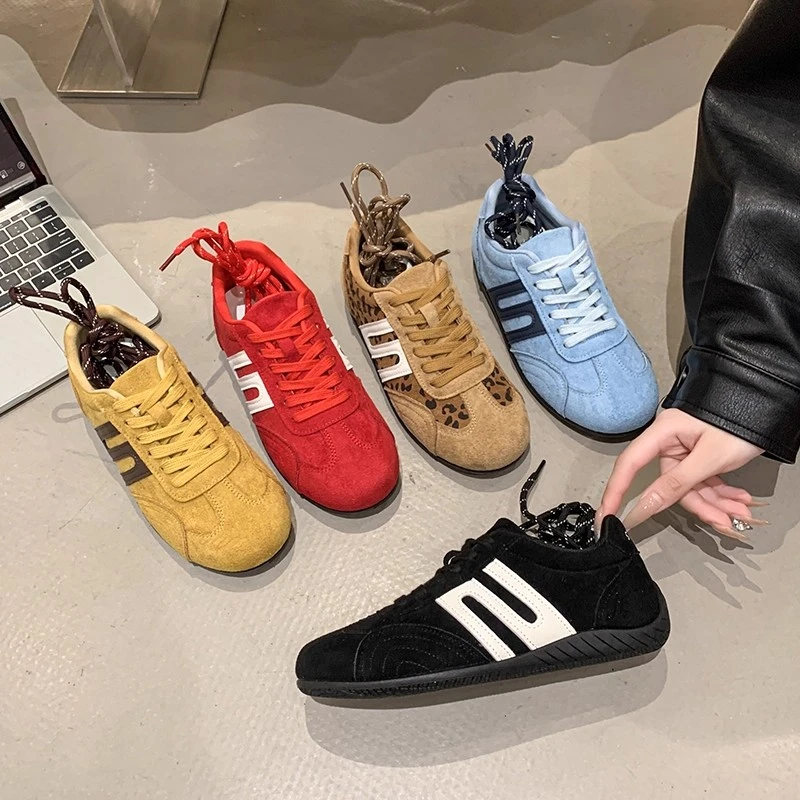 平底德训鞋女2025秋季新款韩版复古显瘦软底小众休闲运动阿甘板鞋