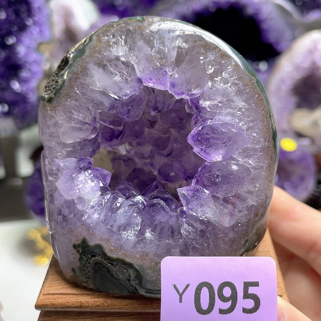 紫晶未镶嵌珠宝半成品