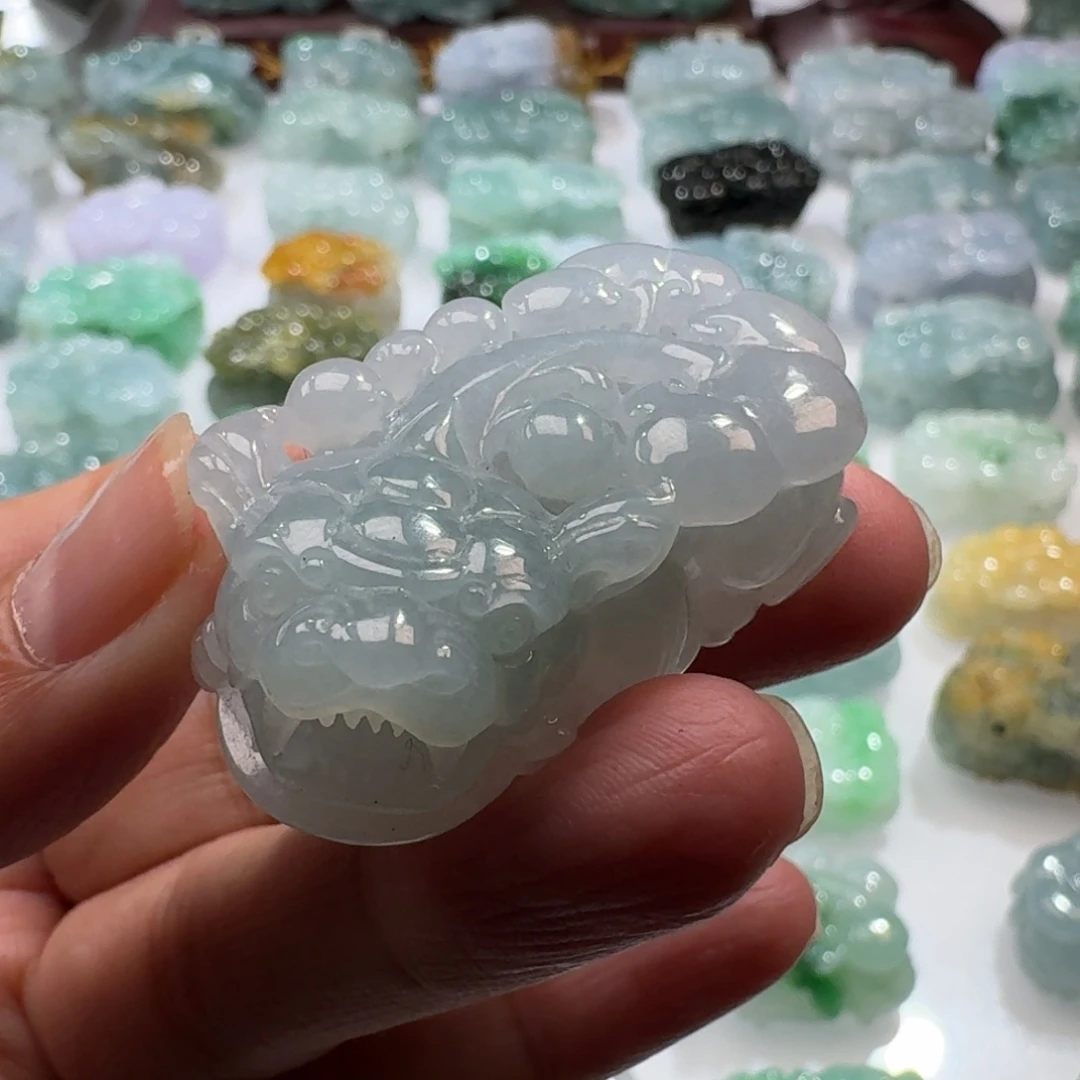 翡翠未镶嵌挂件貔貅