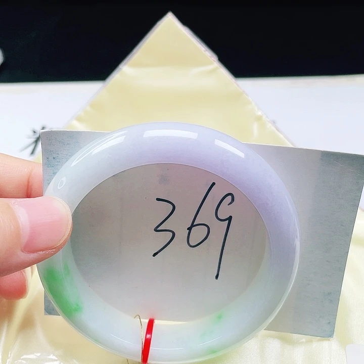 翡翠未镶嵌手镯57圈口