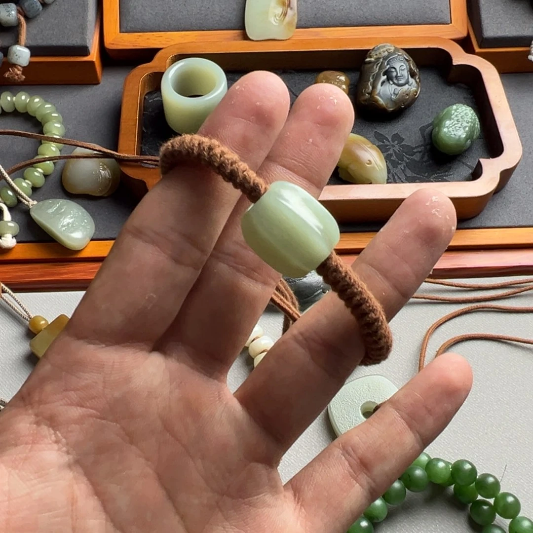 和田玉（糖玉）未镶嵌颈饰