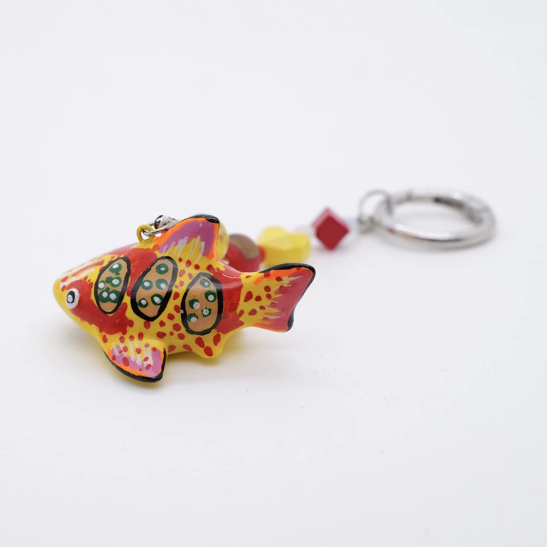 PM 王甜心工作室《鱼挂件》石膏作品，仅一件（非王甜心本人绘画）