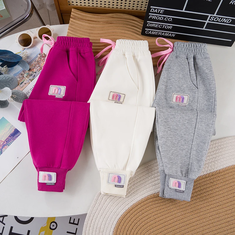 新款女孩女童裤子春秋款时尚休闲运动外穿裤子潮牌