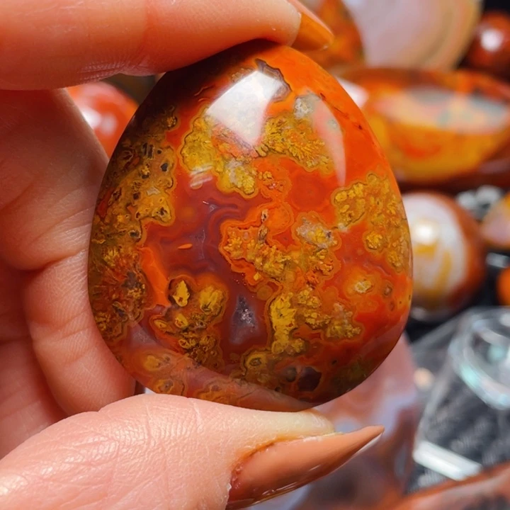 玛瑙/玉髓战国红玛瑙挂件未镶嵌非**生