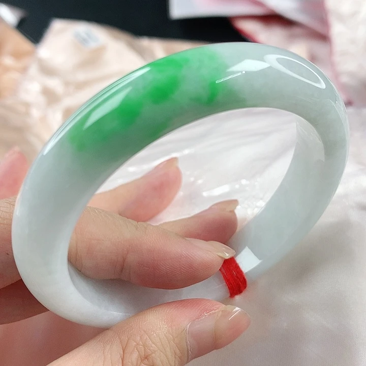 未镶嵌手镯翡翠，133