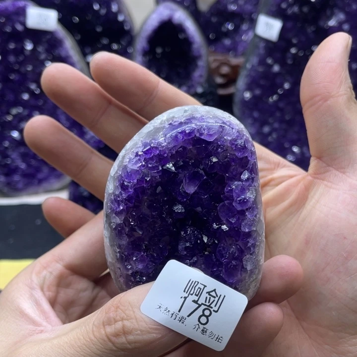 未镶嵌紫晶大型摆件（非配饰）