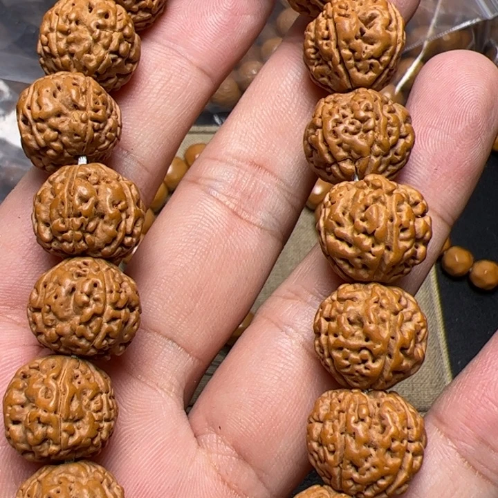 猴头核桃手串唐****8看看咯