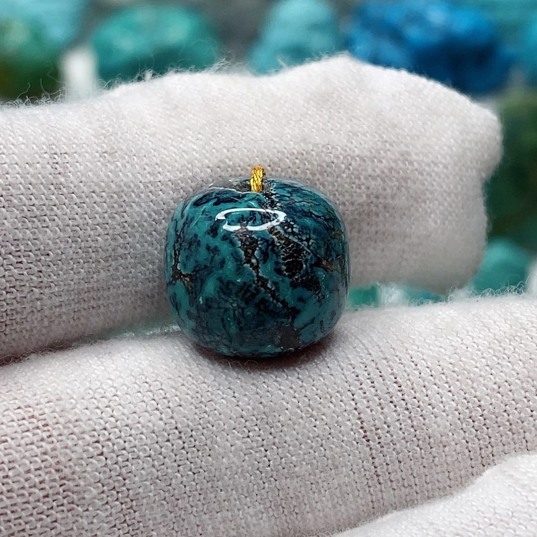 绿松石未镶嵌天然原矿 地大质检13.2mm