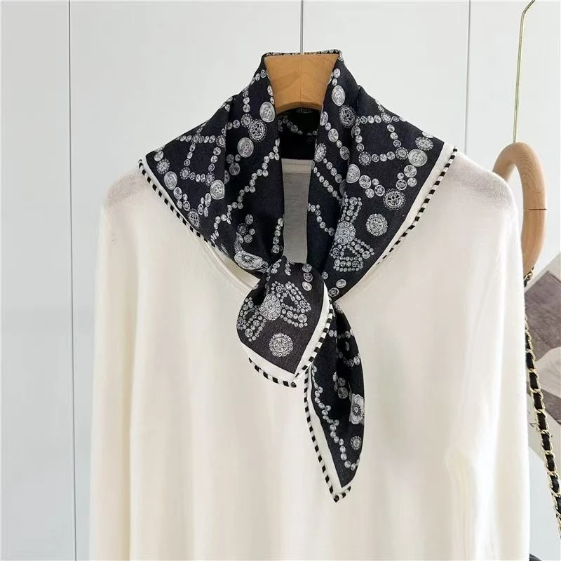 真丝羊毛双面黑色四宝格60方巾女士丝巾围巾时尚百搭披肩外搭B314