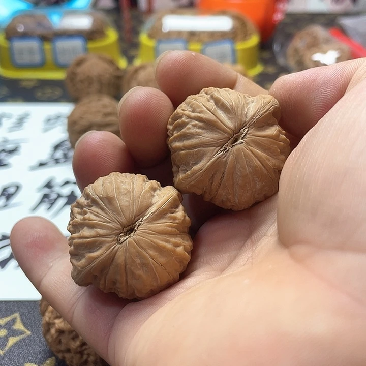 威***德吊坠文玩核桃铁锤