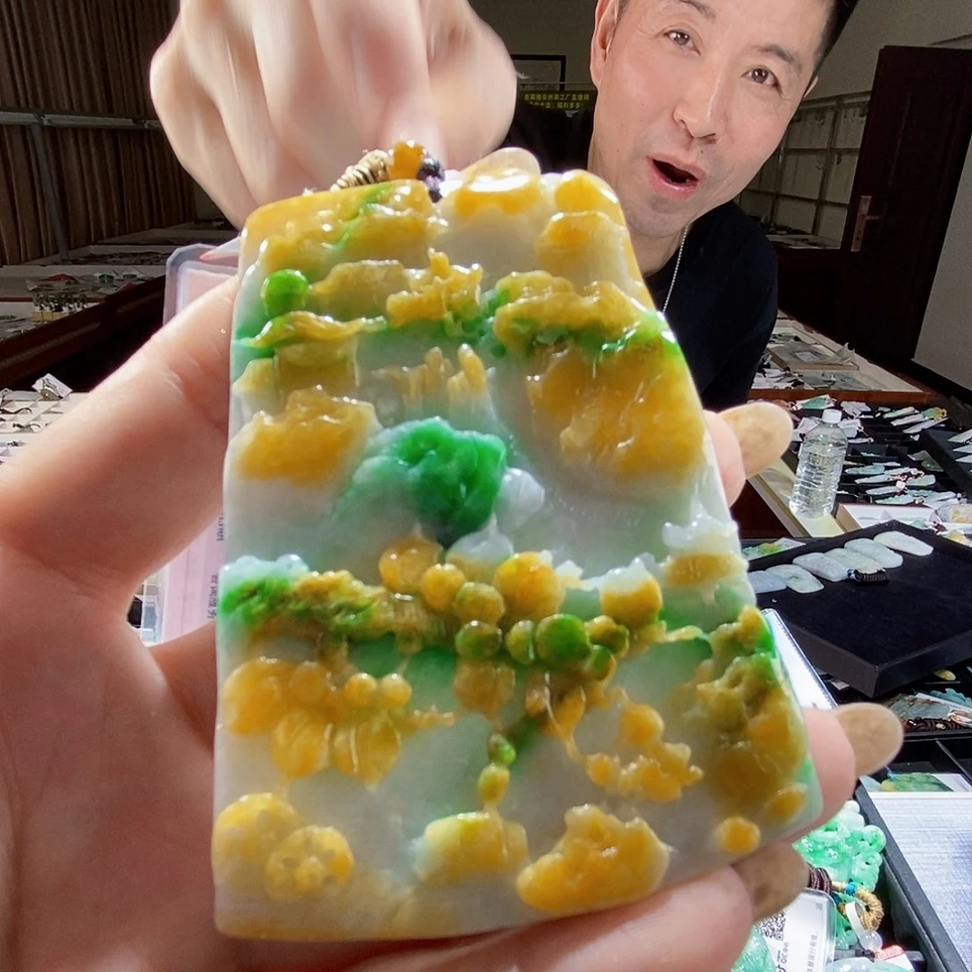 颈饰未镶嵌翡翠翡翠