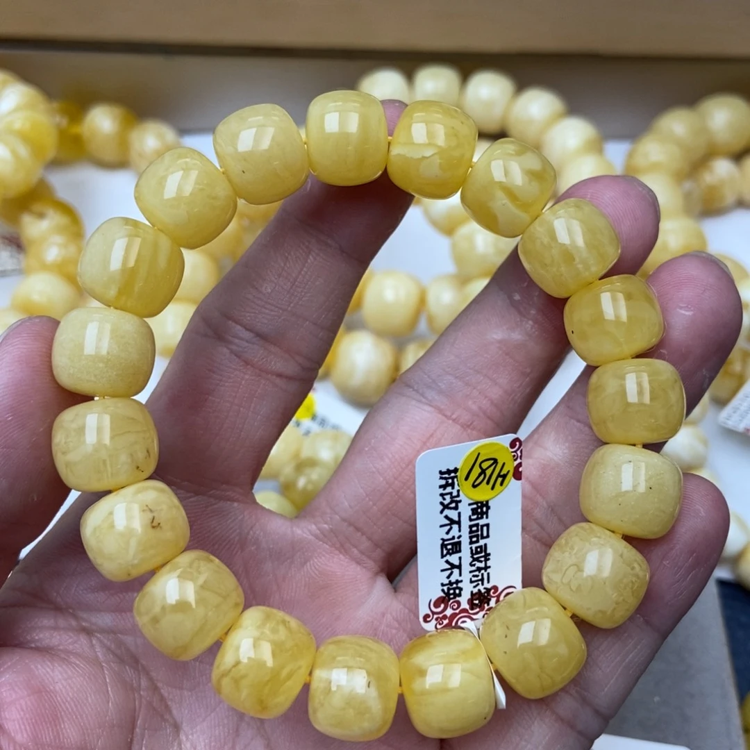 琥珀未镶嵌珠宝奇石11