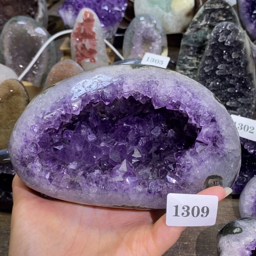 【闪购商品】未镶嵌大型摆件（非配饰）紫晶