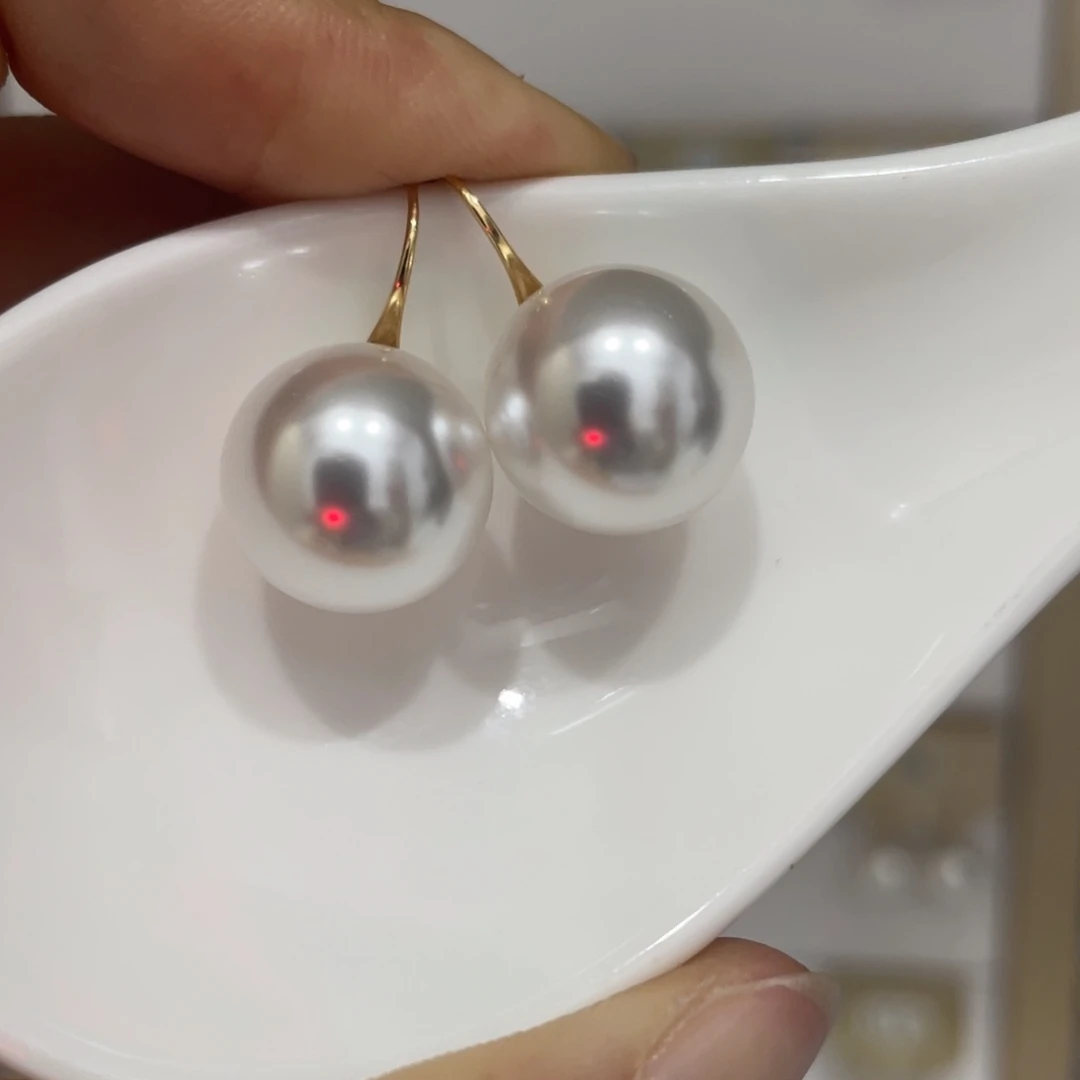 18K金镶嵌耳饰淡水珍珠