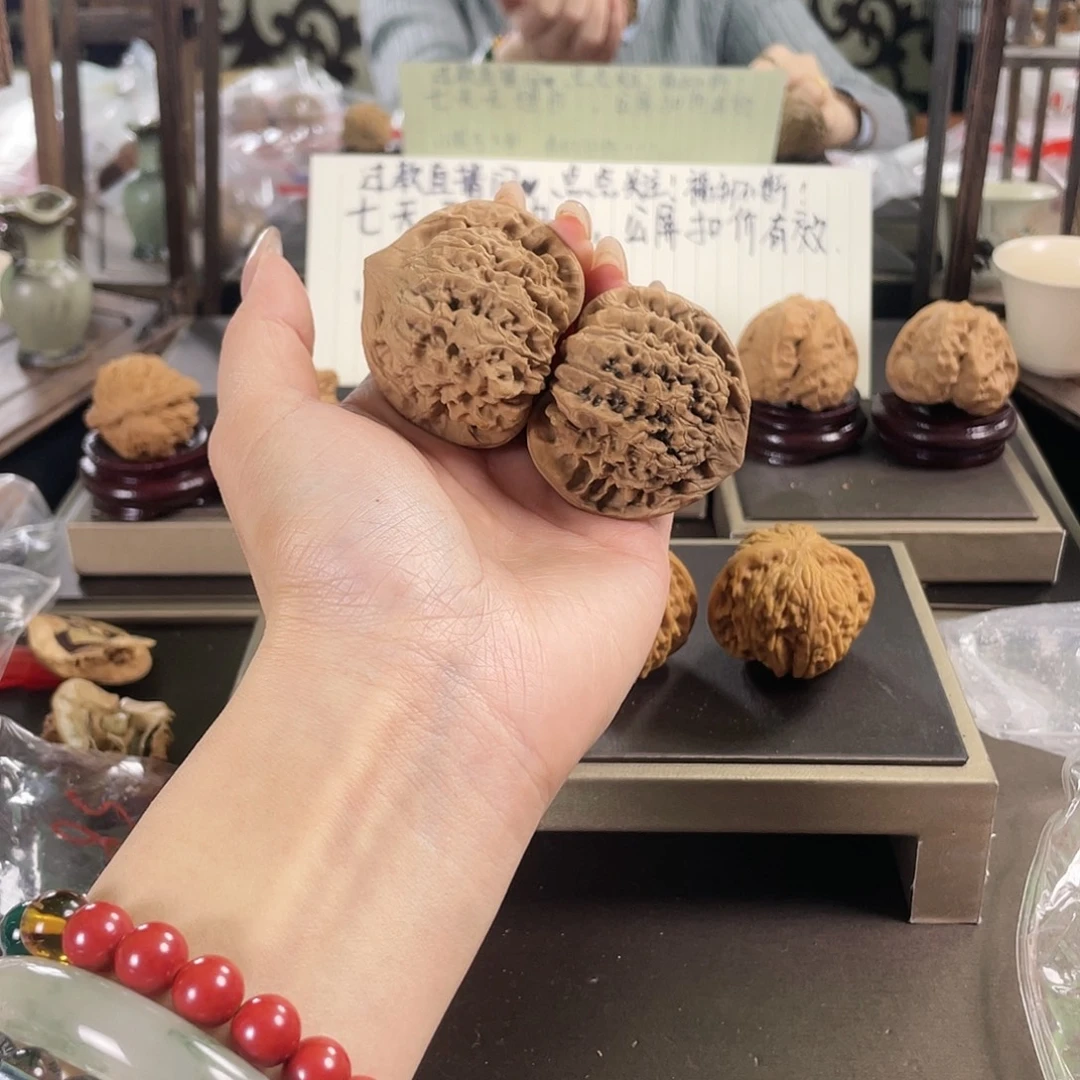 文玩核桃吊坠49官帽131