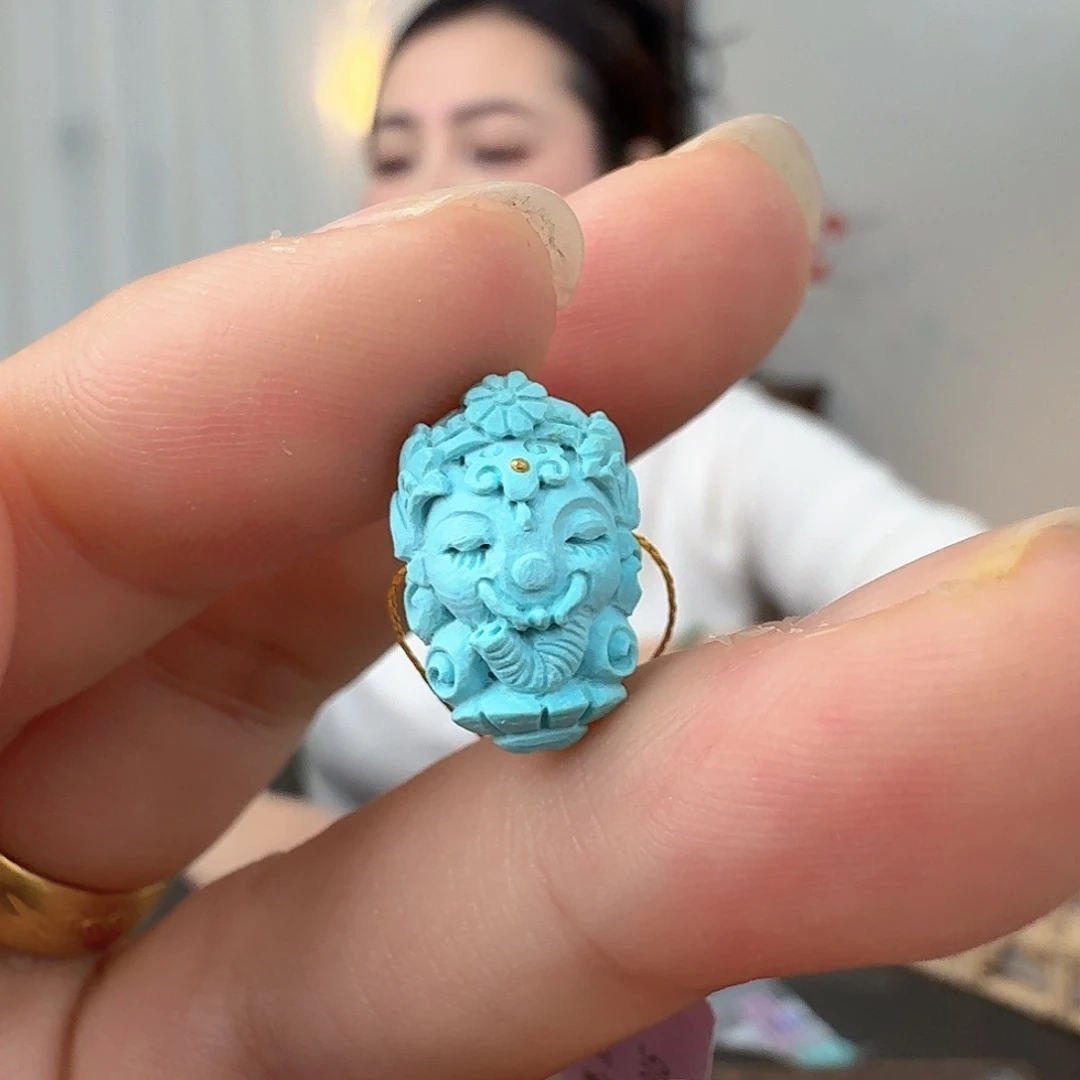 绿松石未镶嵌珠宝奇石