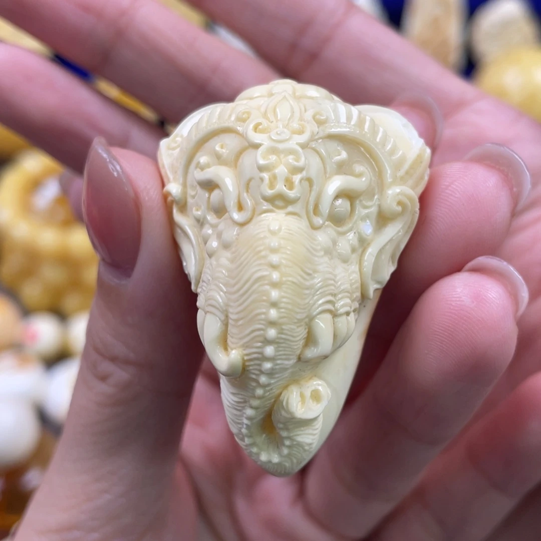 未镶嵌蜜蜡裸石琥珀蜜蜡吊坠