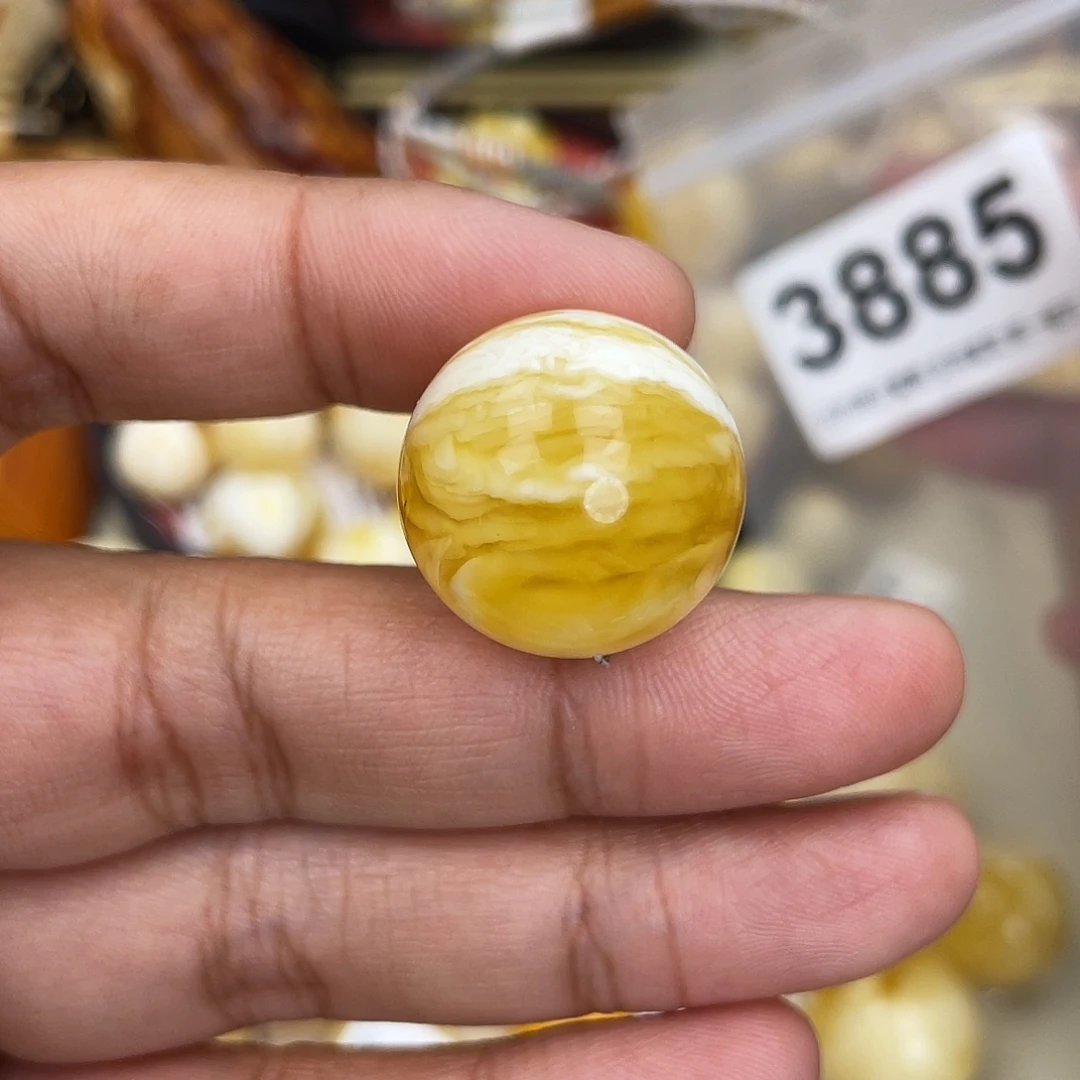 蜜蜡未镶嵌珠宝奇石粉坑21.5