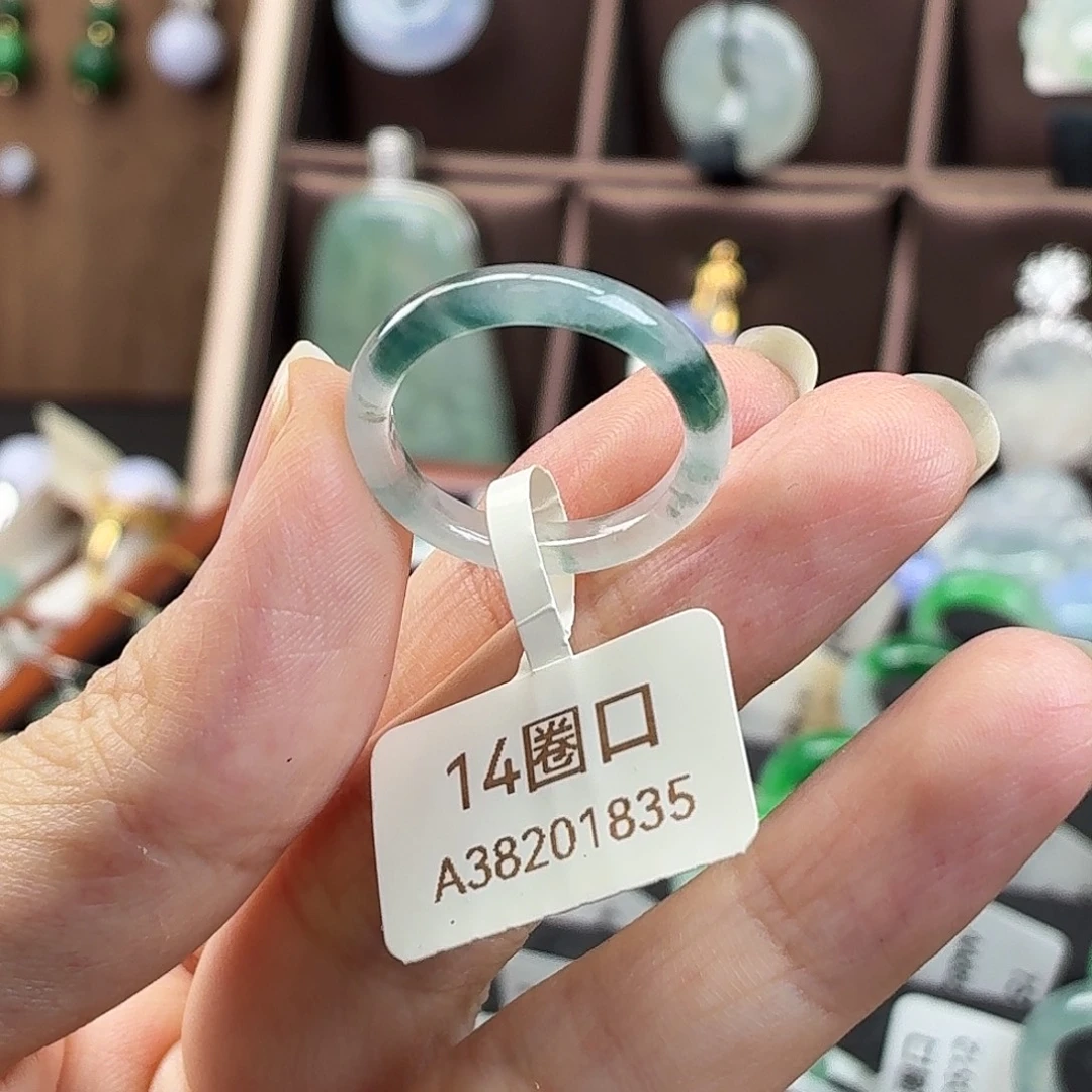 翡翠未镶嵌戒指翡翠戒指