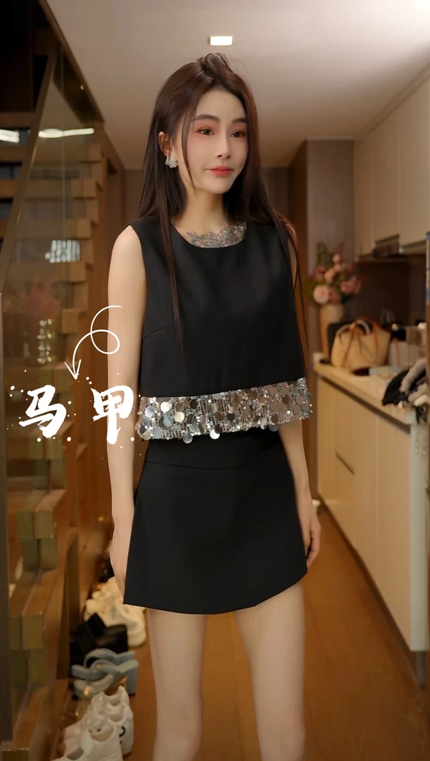 磊磊【夏日苏打】马甲 重工原创高级感拼接亮片无袖上衣#88128