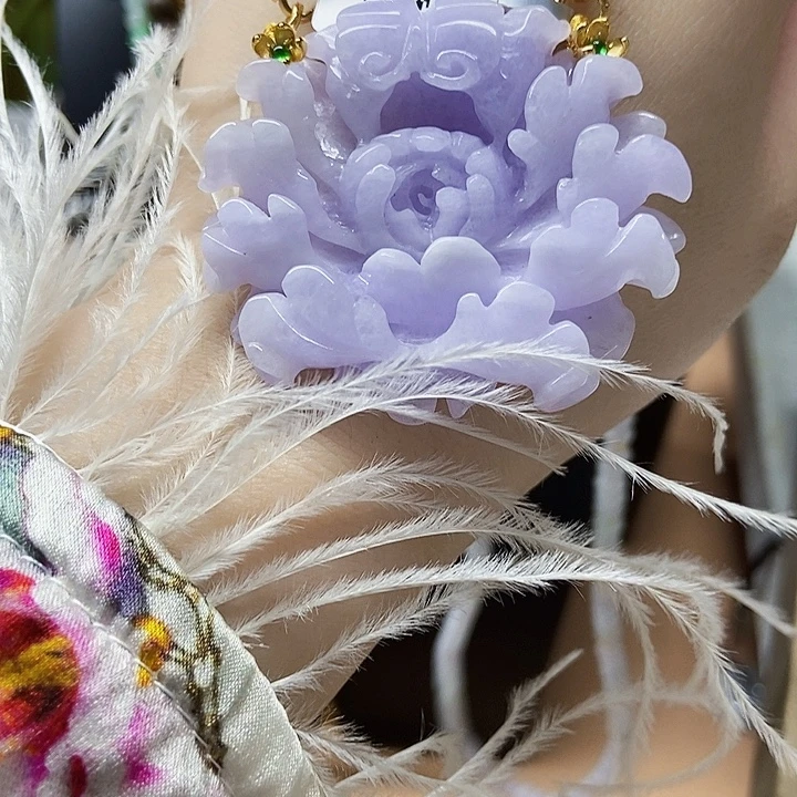 翡翠未镶嵌颈饰吊坠