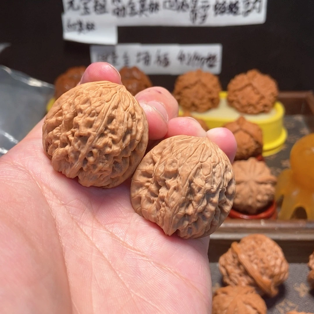 吊坠文玩核桃暴雪