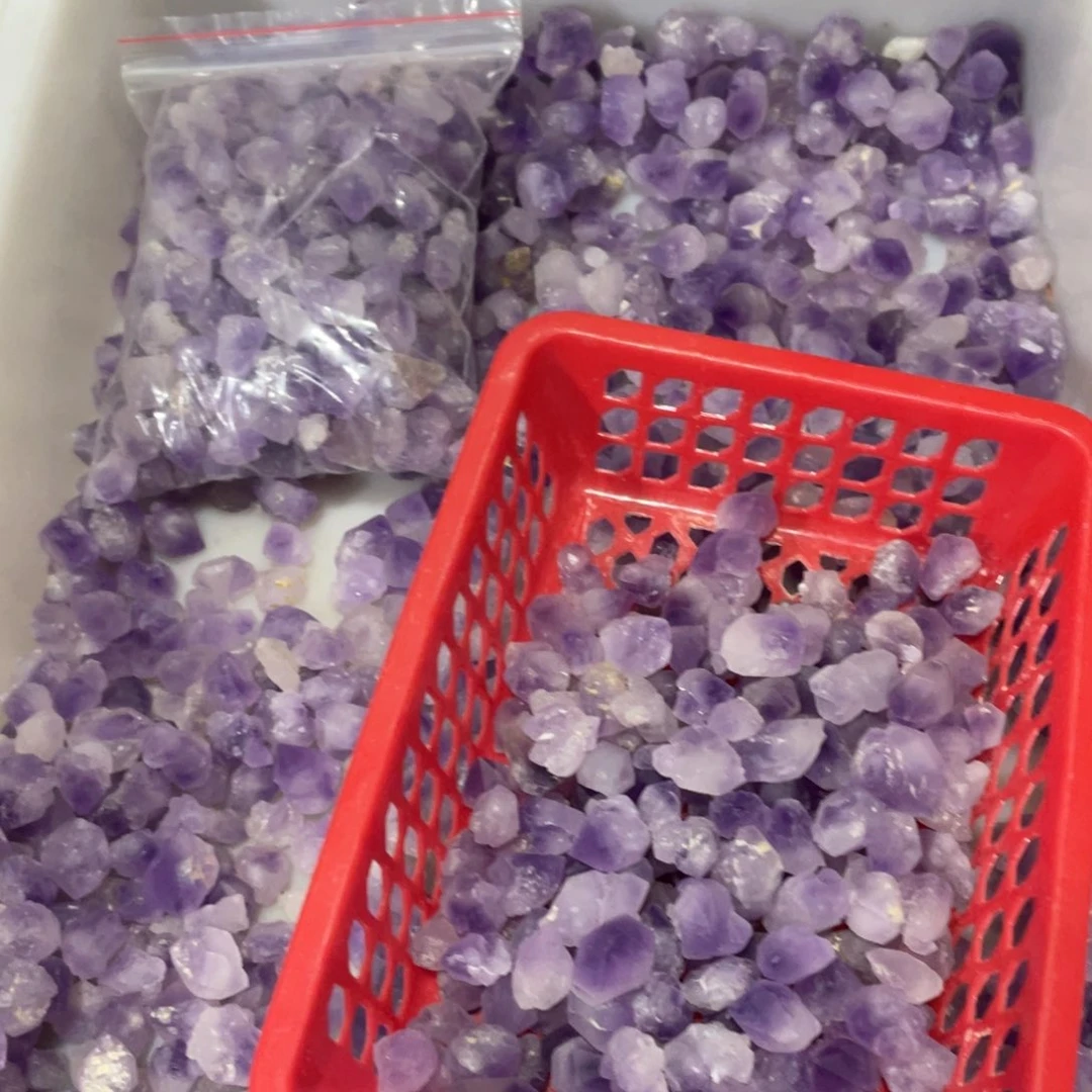 未镶嵌水晶大型摆件（非配饰）