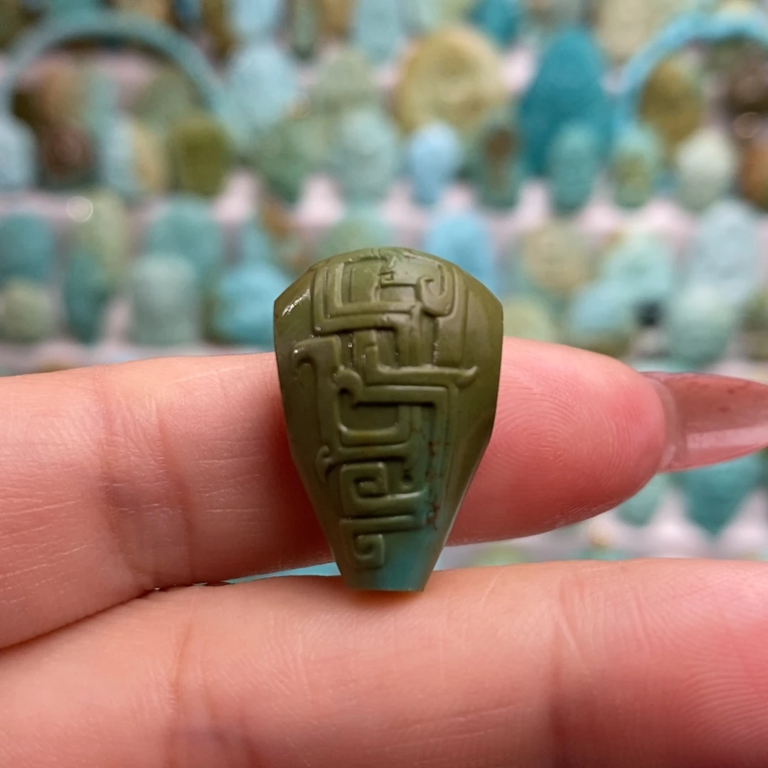 绿松石未镶嵌绿松石