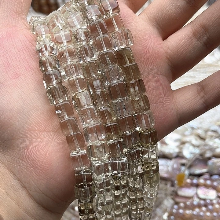 未镶嵌玛瑙/玉髓珠宝半成品一条7.5mm左右水晶方糖