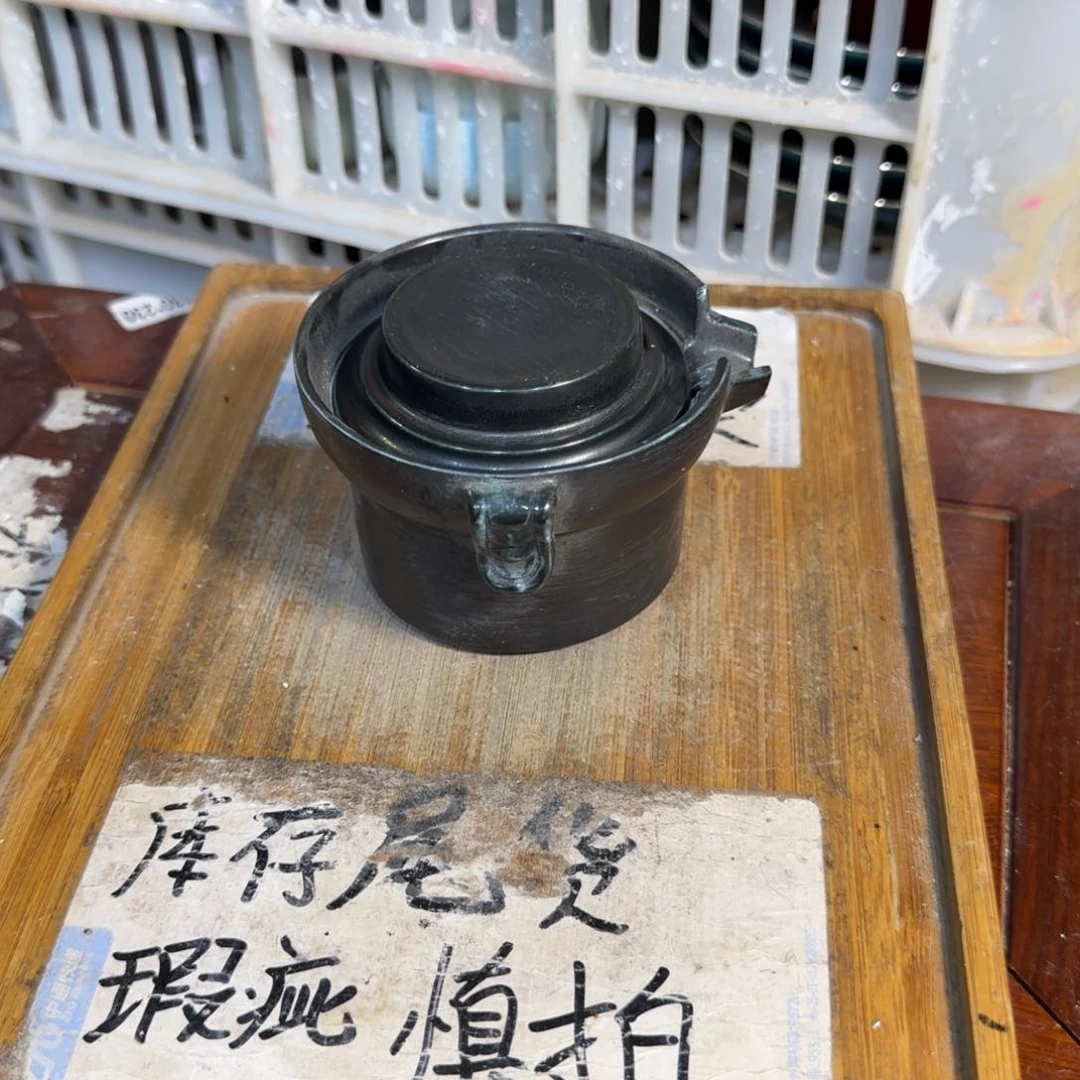 微瑕疵介意勿拍陶瓷器皿S600