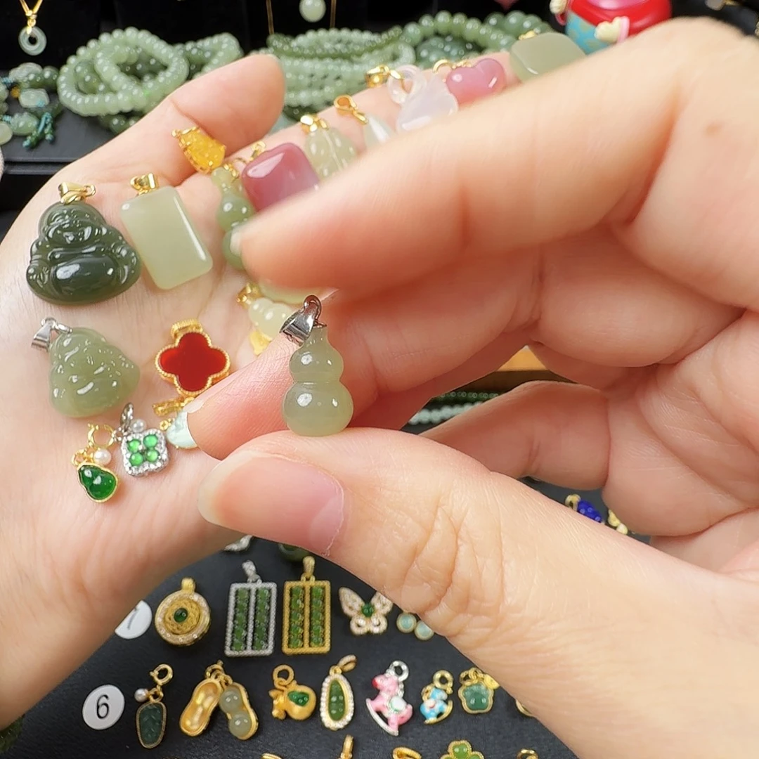 和田玉银S925镶嵌颈饰