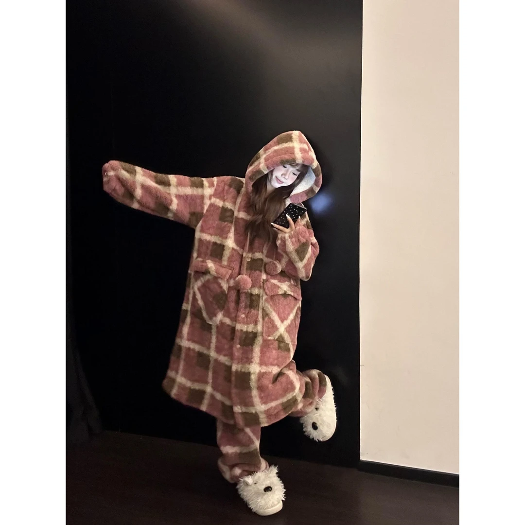 甜美格子连帽珊瑚绒睡衣女秋冬款开衫外套加厚保暖睡袍长裤两件套